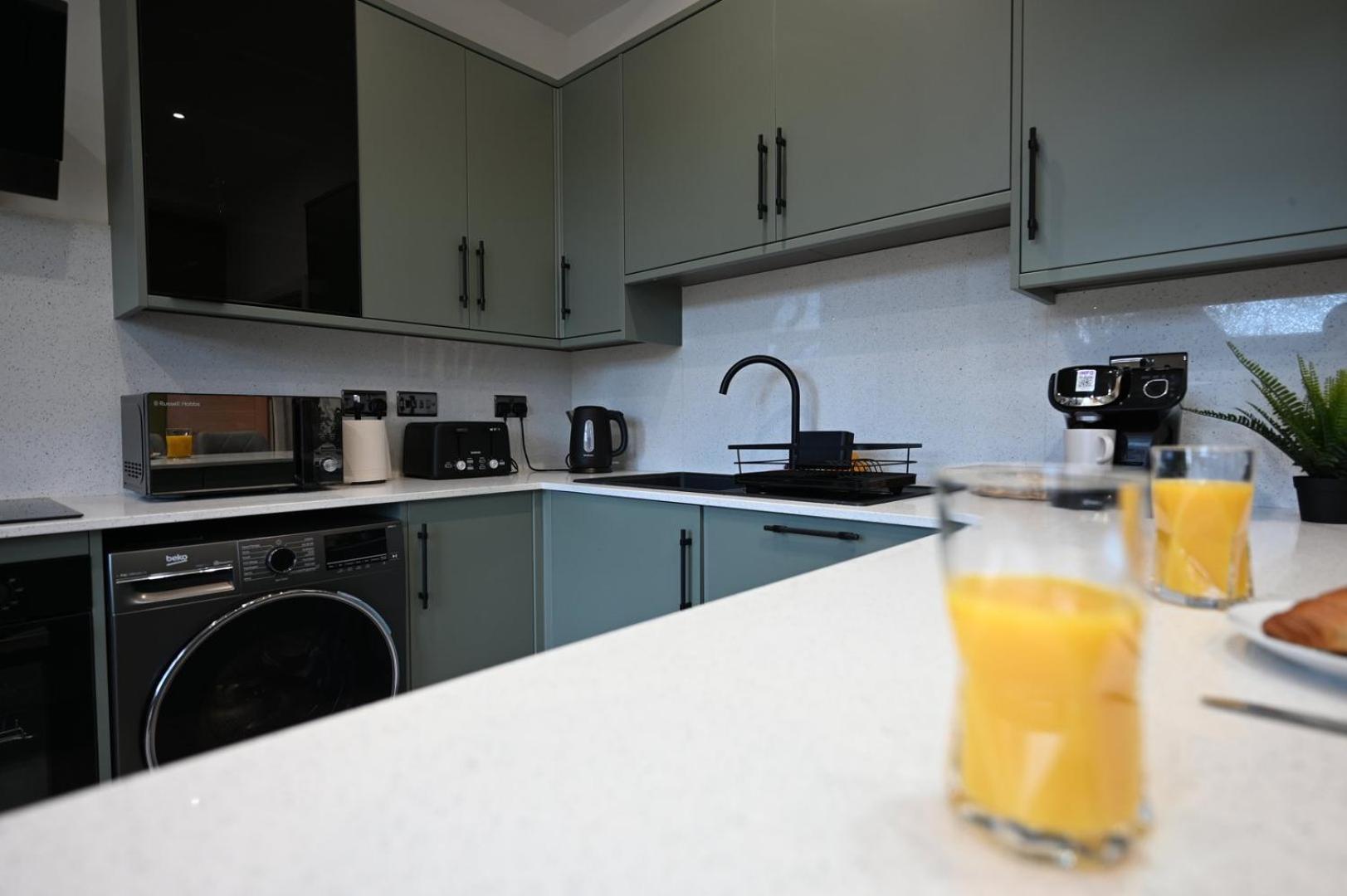 Luxury Two Bed Apartment - Cardiff City Centre Exterior foto